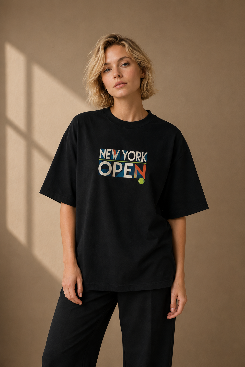 T-shirt New York Tennis Split géométrique 26. design textile unisexe [color:black] [view:front]