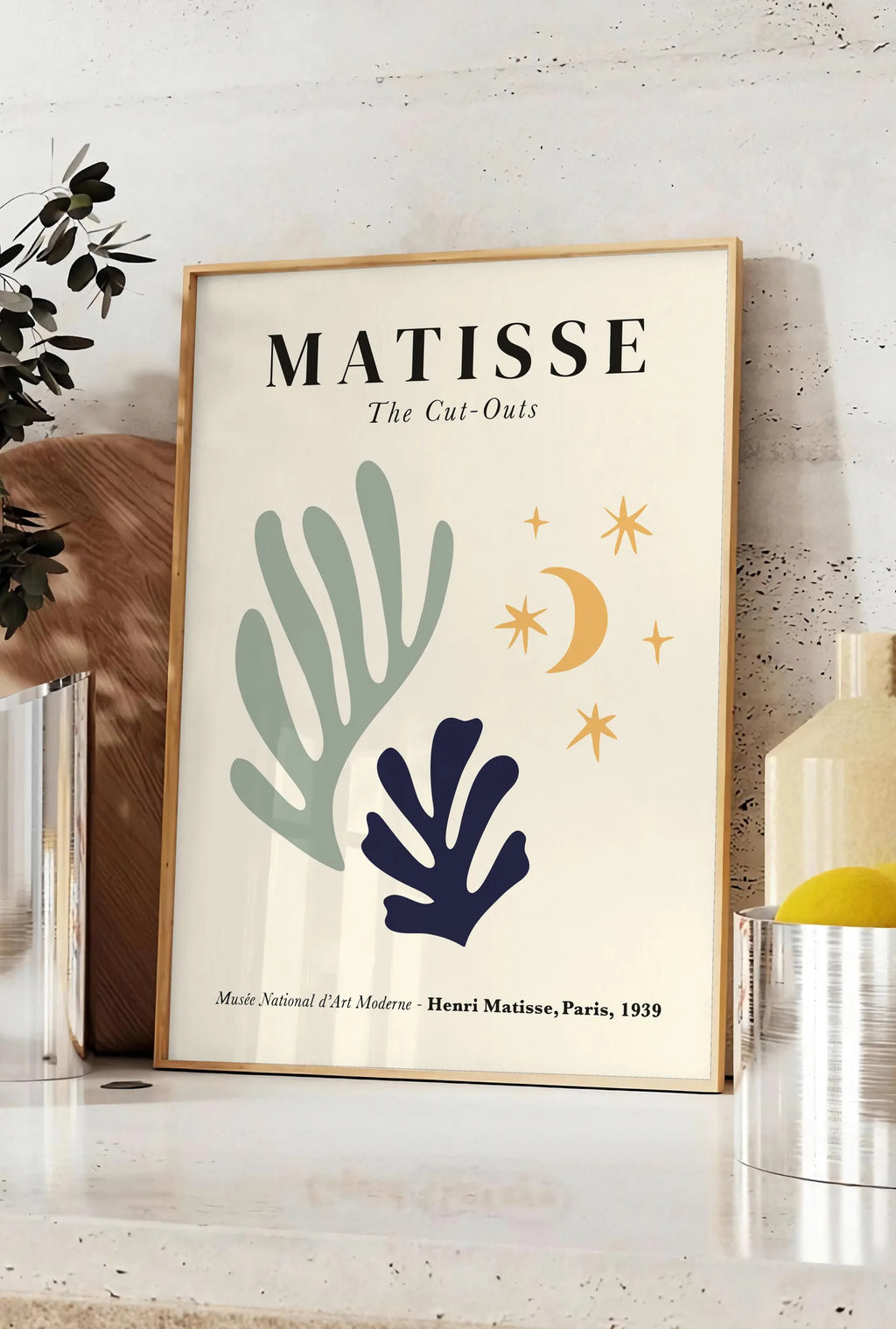 Affiche Corail Lune et Etoiles Papiers Decoupes — Henri Matisse — mise en situation dans une cuisine