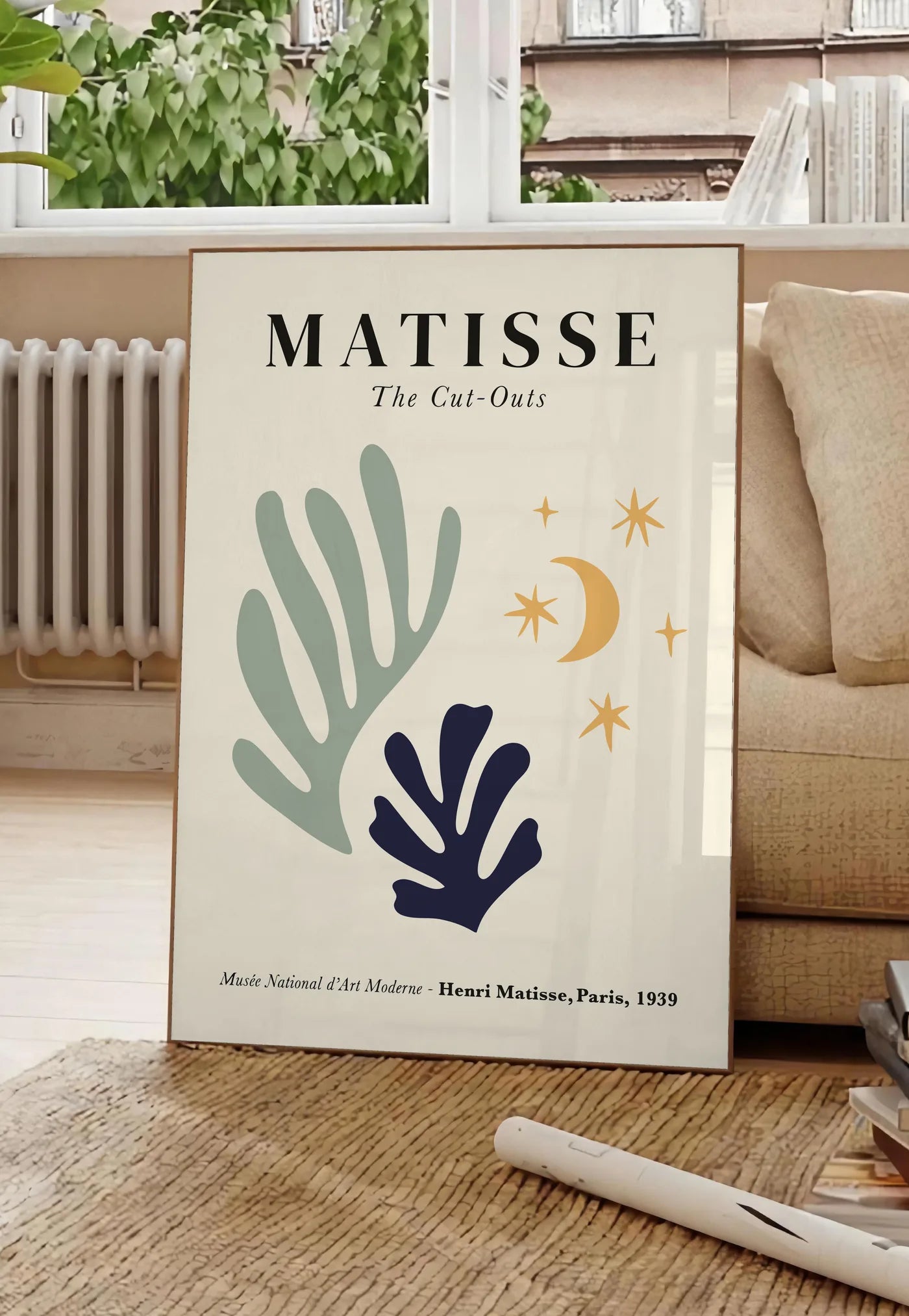Affiche Corail Lune et Etoiles Papiers Decoupes — Henri Matisse — mise en situation dans un salon