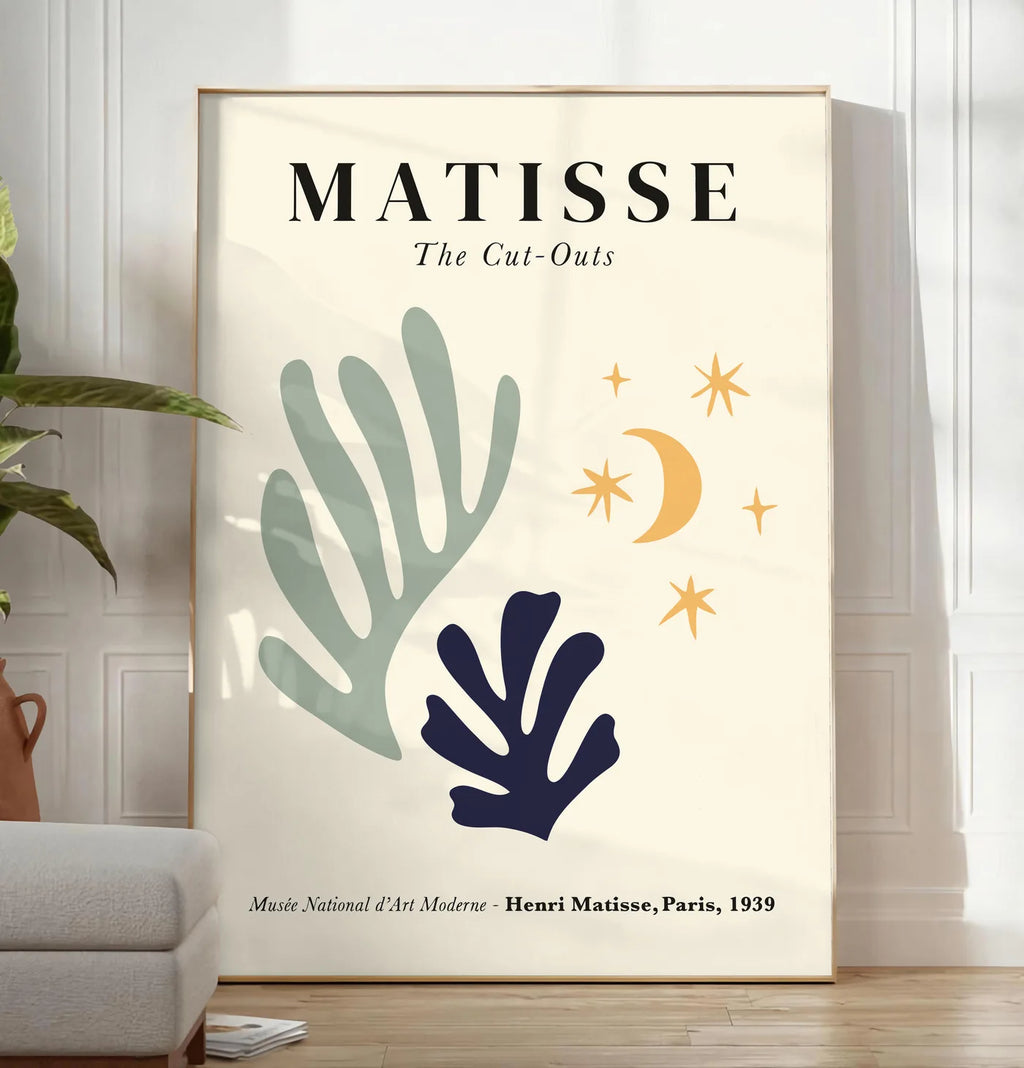 Affiche Corail Lune et Etoiles Papiers Decoupes — Henri Matisse — mise en situation dans un salon contemporain