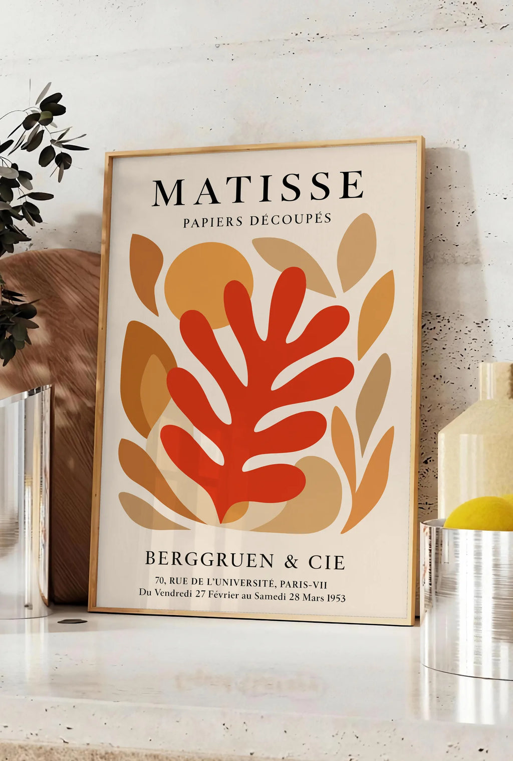 Affiche Corail Rouge Tons Automne Papiers Decoupes — Henri Matisse — mise en situation dans une cuisine
