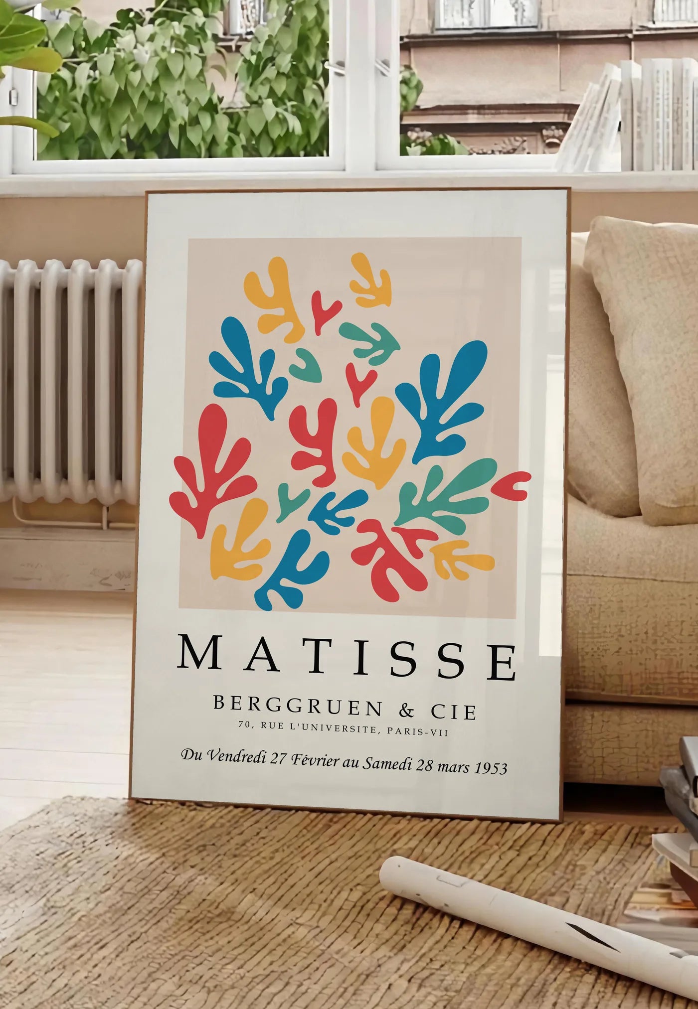 Affiche Corails Multicolores Papiers Decoupes — Henri Matisse — mise en situation dans un salon