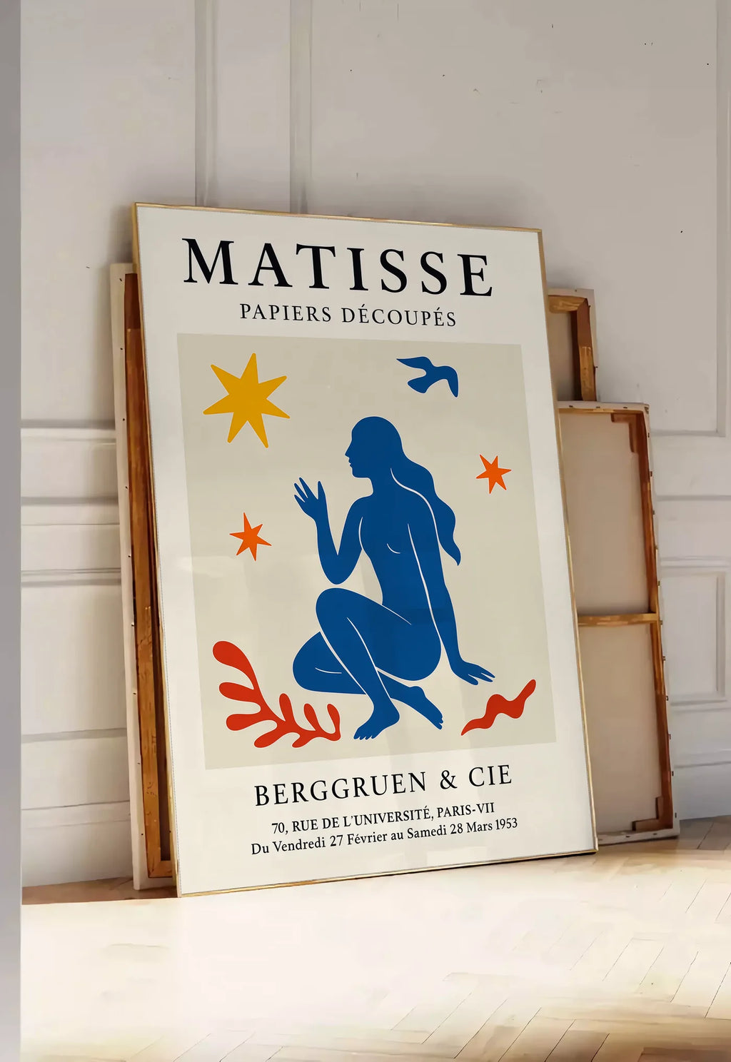 Affiche Femme Bleue et Etoiles Papiers Decoupes, Oiseau — Henri Matisse — mise en situation dans une entrée