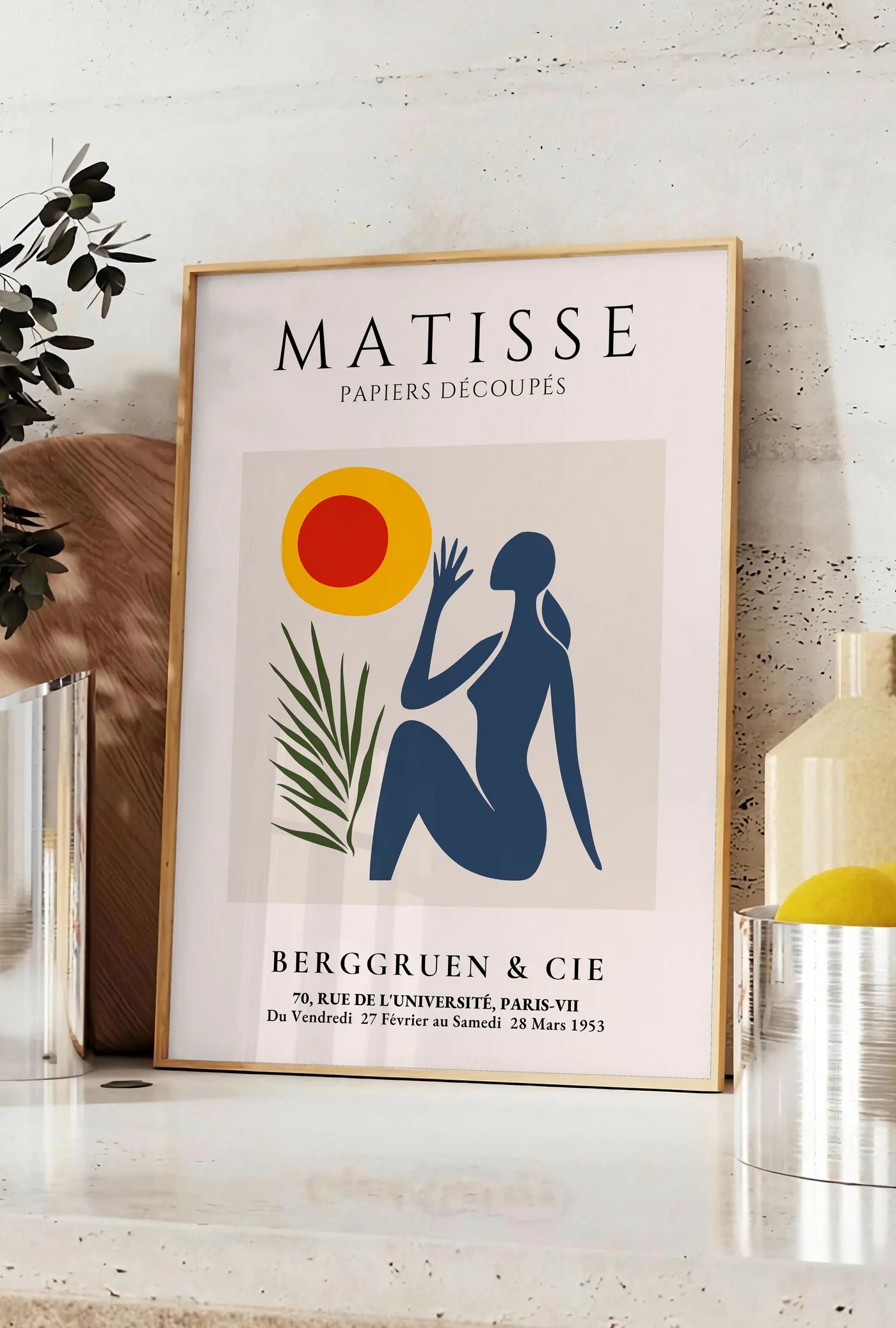 Affiche Femme et Soleil Papiers Decoupes — Henri Matisse — mise en situation dans une cuisine