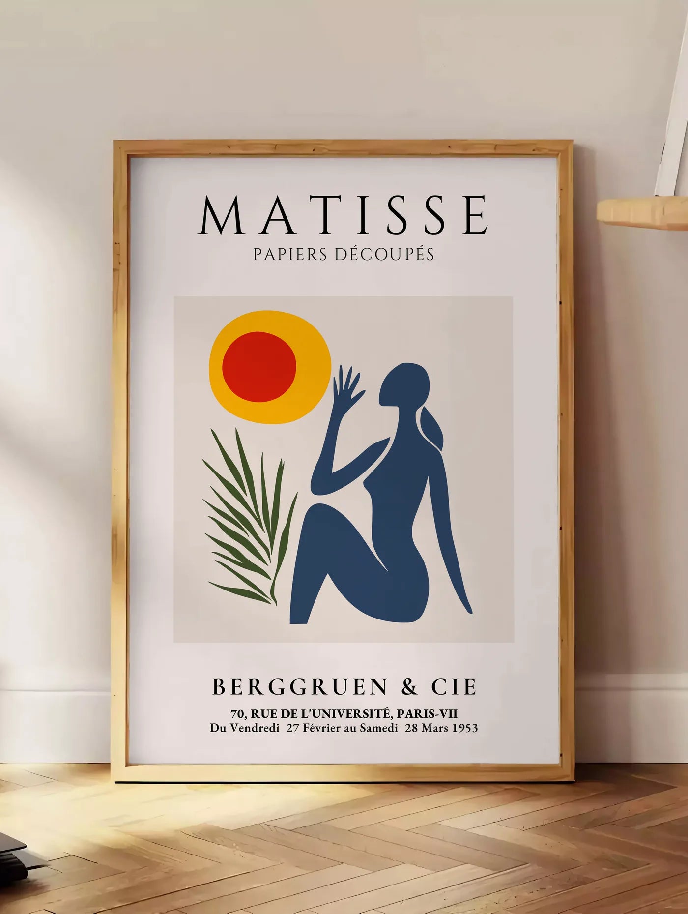 Affiche Femme et Soleil Papiers Decoupes — Henri Matisse — mise en situation dans un intérieur lumineux