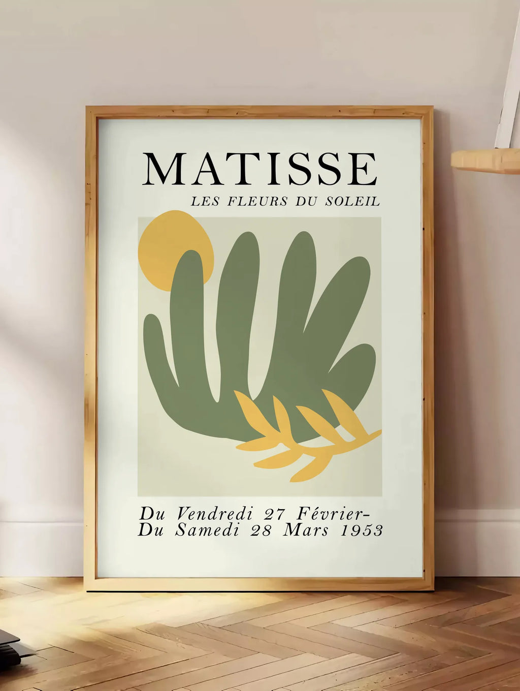 Affiche Les Fleurs du Soleil Papiers Decoupes — Henri Matisse — mise en situation dans un intérieur lumineux