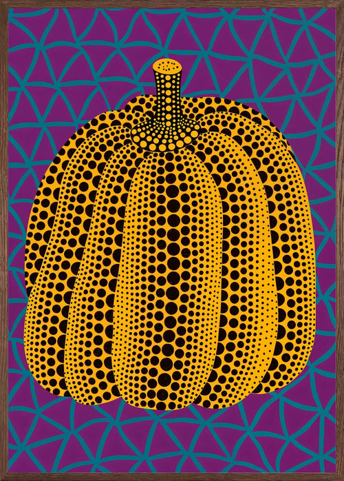 Cadre chene clair entourant l'affiche Kusama citrouille jaune